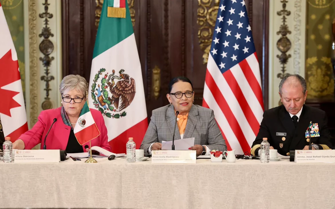 México afirma que destruyó más de 1,700 laboratorios de drogas sintéticas en reunión con EE.UU. y Canadá