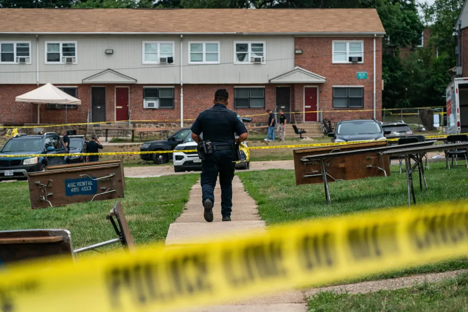 Ofrecen recompensa de $28,000 por información que conduzca al arresto de autores del tiroteo de Baltimore