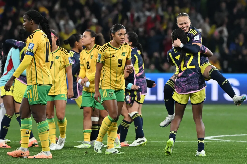 Cómo pasó el fútbol femenino en Colombia de estar casi cancelado a cosechar un gran éxito en el Mundial